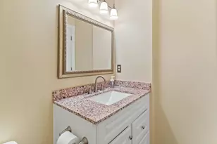 17918 Cobblestone Way, Eden Prairie, MN 55347 - Photo 13
