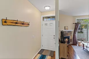 17918 Cobblestone Way, Eden Prairie, MN 55347 - Photo 5