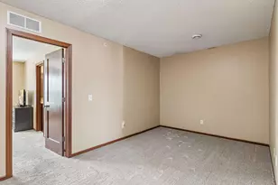 15252 Maryland Ave, Savage, MN 55378 - Photo 19