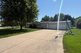 1250 Lakeview Ln SW, Hutchinson, MN 55350 - Photo 23