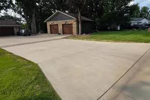 106 Ridge Rd, Albert Lea, MN 56007 - Photo 19