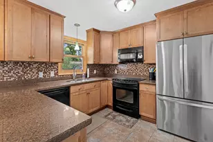 6416 Georgia Ave N, Brooklyn Park, MN 55428 - Photo 7