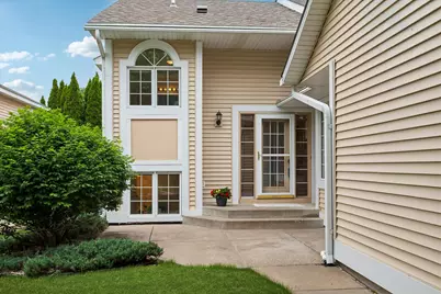 808 Winterberry Drive, Woodbury, MN 55125 - Photo 5