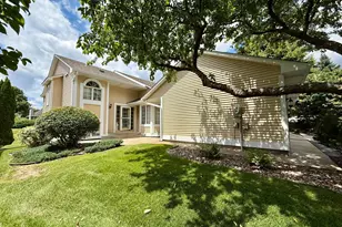 808 Winterberry Dr, Woodbury, MN 55125 - Photo 3