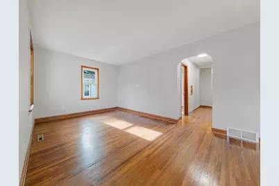 619 4th Avenue NE, Waseca, MN 56093 - Photo 5