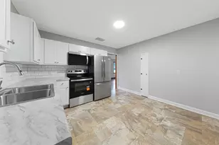 619 4th Ave NE, Waseca, MN 56093 - Photo 11
