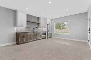 2108 Whitlee Ln SW, Rochester, MN 55902 - Photo 23