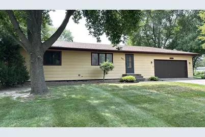 301 Cottonwood Avenue NE, Saint Michael, MN 55376 - Photo 1