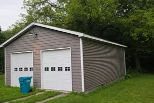 413 7th Ave NW, Waseca, MN 56093 - Photo 3