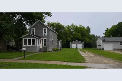 413 7th Avenue NW, Waseca, MN 56093 - Photo 1