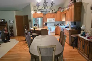 1405 26th St SW, Austin, MN 55912 - Photo 9