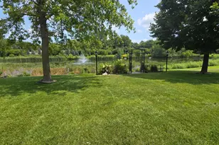 1405 26th St SW, Austin, MN 55912 - Photo 3