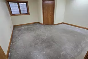 1405 26th St SW, Austin, MN 55912 - Photo 25