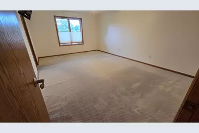 1405 26th Street SW, Austin, MN 55912 - Photo 17
