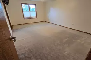 1405 26th St SW, Austin, MN 55912 - Photo 21