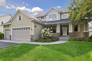 10375 Quail Cir N, Brooklyn Park, MN 55443 - Photo 3