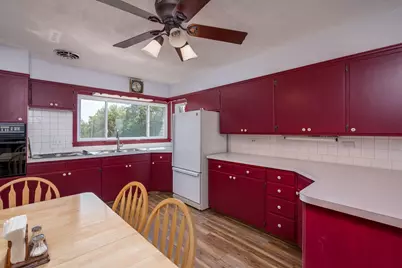 48186 Old River Bluff Road, Saint Peter, MN 56082 - Photo 13