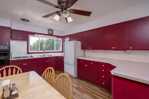 48186 Old River Bluff Rd, Saint Peter, MN 56082 - Photo 13