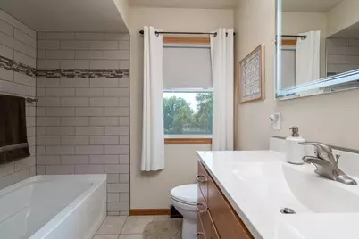 48186 Old River Bluff Road, Saint Peter, MN 56082 - Photo 27