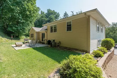 48186 Old River Bluff Road, Saint Peter, MN 56082 - Photo 35