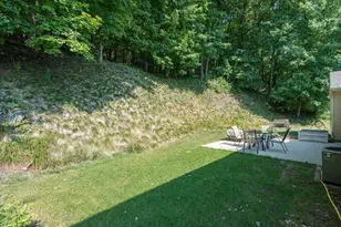 48186 Old River Bluff Rd, Saint Peter, MN 56082 - Photo 39