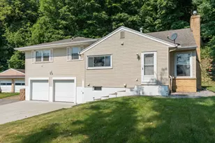 48186 Old River Bluff Rd, Saint Peter, MN 56082 - Photo 3