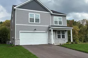 4979 Airlake Dr Dr, Woodbury, MN 55129 - Photo 1