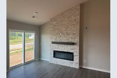 8849 63rd Street S, Cottage Grove, MN 55016 - Photo 3