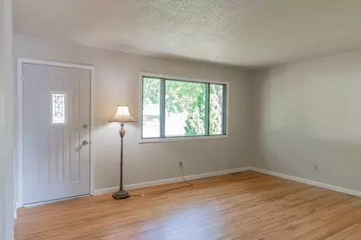 6071 45th Street N, Oakdale, MN 55128 - Photo 5