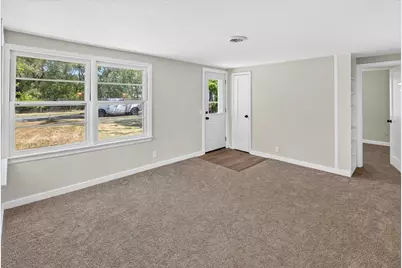 6281 Brunswick Avenue N, Brooklyn Park, MN 55429 - Photo 7