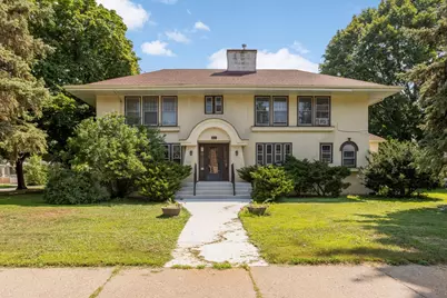 116 Lexington Parkway N, Saint Paul, MN 55104 - Photo 1