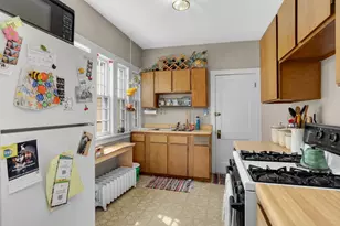 116 Lexington Pkwy N, Saint Paul, MN 55104 - Photo 9