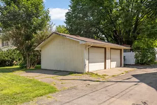 116 Lexington Pkwy N, Saint Paul, MN 55104 - Photo 35