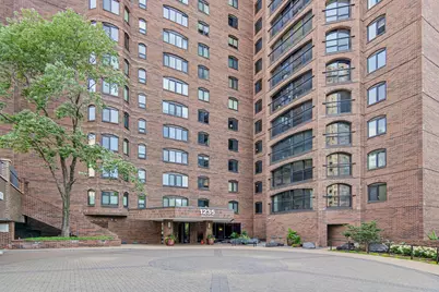 1235 Yale Place #808, Minneapolis, MN 55403 - Photo 1