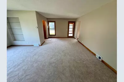 5701 Humboldt Avenue N, Brooklyn Center, MN 55430 - Photo 9