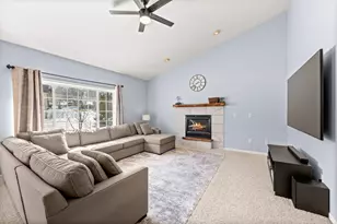 955 Park Dr, Belle Plaine, MN 56011 - Photo 11