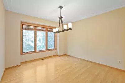 2477 Windsor Lane, Woodbury, MN 55125 - Photo 11