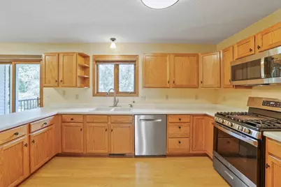2477 Windsor Lane, Woodbury, MN 55125 - Photo 13