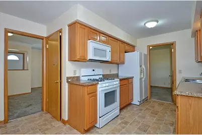 6206 Brooklyn Boulevard, Brooklyn Center, MN 55429 - Photo 9
