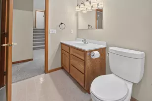 108 Celestine Cir, Mankato, MN 56001 - Photo 35