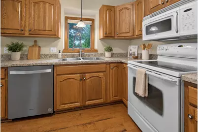 108 Celestine Circle, Mankato, MN 56001 - Photo 13