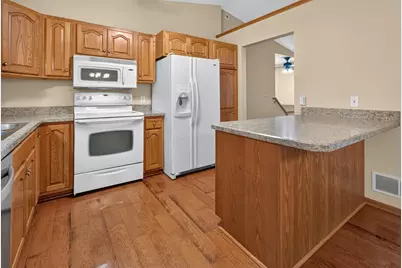 108 Celestine Circle, Mankato, MN 56001 - Photo 11