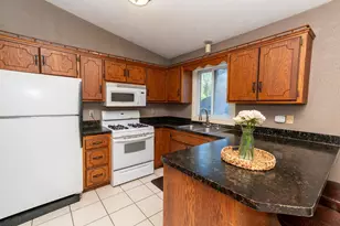 7733 Kentucky Ave N, Brooklyn Park, MN 55445 - Photo 5