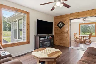 1301 E Laneville Ave, Durand, WI 54736 - Photo 7
