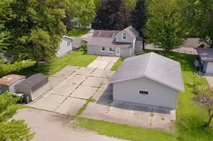 466 Bluff St NE, Hutchinson, MN 55350 - Photo 21