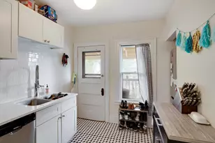 3845 Grand Ave S, Minneapolis, MN 55409 - Photo 9