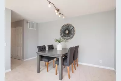 6165 Chasewood Parkway #202, Minnetonka, MN 55343 - Photo 5