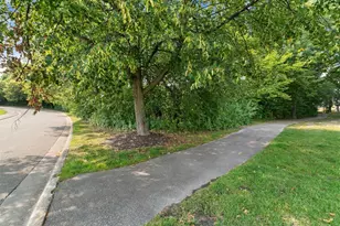 6165 Chasewood Pkwy, Minnetonka, MN 55343 - Photo 33