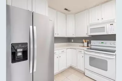 6165 Chasewood Parkway #202, Minnetonka, MN 55343 - Photo 9