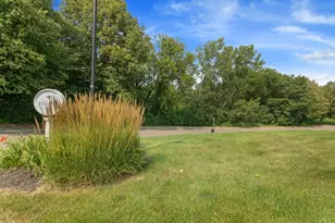 6165 Chasewood Pkwy, Minnetonka, MN 55343 - Photo 35